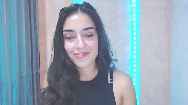 Lovelllyy online show from 09/14/25, 10:15