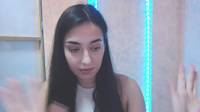 Lovelllyy online show from 02/23/25, 11:00