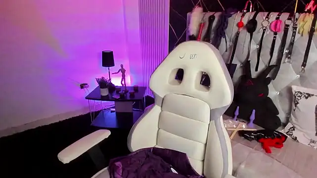 victoria  floyd online show from 01/10/26, 12:50