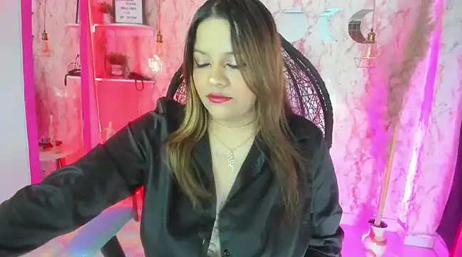 Snapshot of victoria__floyd chatting on 02/15/25, 11:17 victoria floyd online show from 02/15/25, 11:17