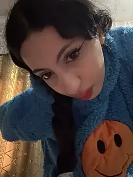 Snapshot of majdolin78 chatting on 02/06/26, 09:49 majdolin78 online show from 02/06/26, 09:49