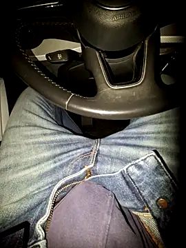 Nzino1983 online show from 03/25/26, 06:29