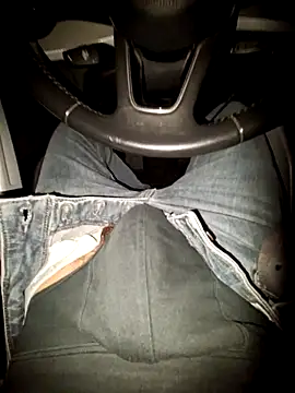 Nzino1983 online show from 03/18/26, 06:09