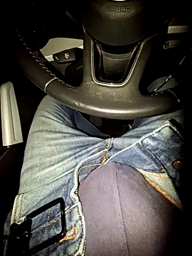 Nzino1983 online show from 03/24/26, 05:46