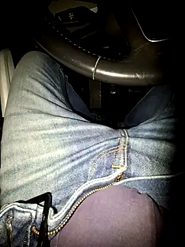 Nzino1983 online show from 03/26/26, 05:33