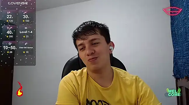 Snapshot of Alan_red chatting on 02/19/25, 02:12 Alan red online show from 02/19/25, 02:12