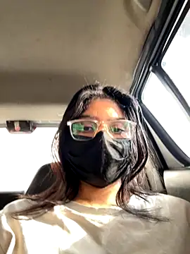 Snapshot of night_queen07 chatting on 12/04/25, 09:52 night queen07 online show from 12/04/25, 09:52