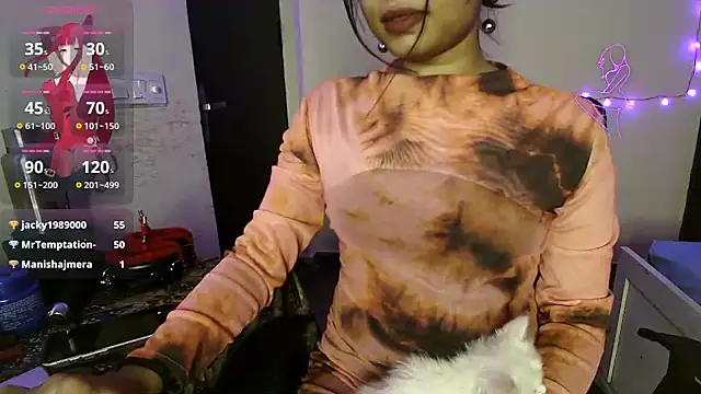 Snapshot of night_queen07 chatting on 11/08/25, 07:28 night queen07 online show from 11/08/25, 07:28