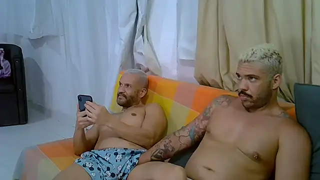 grossocalibre20 online show from 11/23/25, 12:09