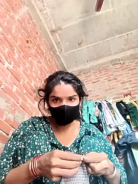 Snapshot of Sexy_Tanya69 chatting on 11/04/25, 04:05 Sexy Tanya69 online show from 11/04/25, 04:05