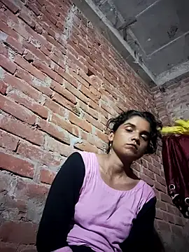 Snapshot of Sexy_Tanya69 chatting on 09/29/25, 05:07 Sexy Tanya69 online show from 09/29/25, 05:07