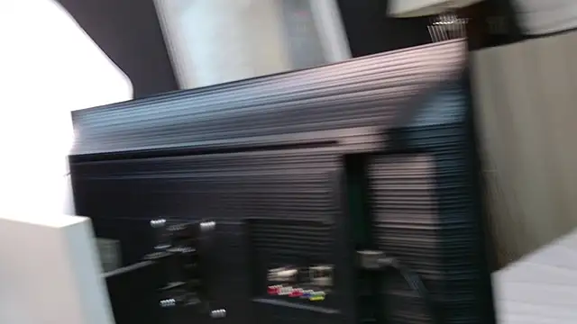 Elly Ross online show from 03/03/25, 08:19