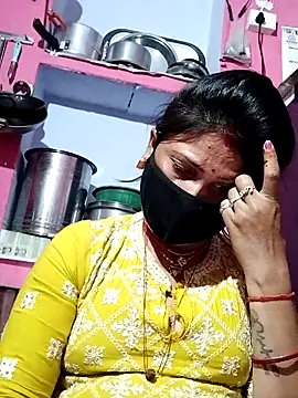 Snapshot of Bhavya_Bhan chatting on 03/19/25, 05:39 Bhavya Bhan online show from 03/19/25, 05:39