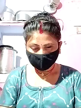 Snapshot of Bhavya_Bhan chatting on 03/05/25, 06:23 Bhavya Bhan online show from 03/05/25, 06:23