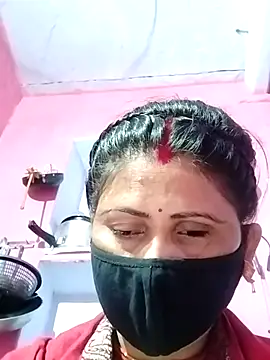 Snapshot of Bhavya_Bhan chatting on 03/05/25, 02:14 Bhavya Bhan online show from 03/05/25, 02:14