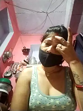 Snapshot of Bhavya_Bhan chatting on 10/04/25, 12:23 Bhavya Bhan online show from 10/04/25, 12:23