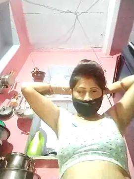 Snapshot of Bhavya_Bhan chatting on 10/06/25, 12:23 Bhavya Bhan online show from 10/06/25, 12:23