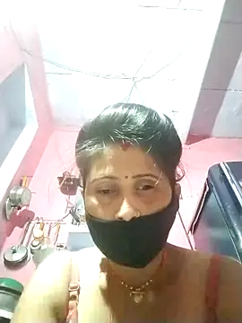 Snapshot of Bhavya_Bhan chatting on 10/13/25, 04:52 Bhavya Bhan online show from 10/13/25, 04:52