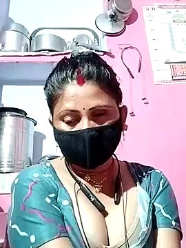 Snapshot of Bhavya_Bhan chatting on 03/05/25, 09:26 Bhavya Bhan online show from 03/05/25, 09:26