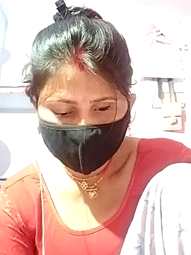Snapshot of Bhavya_Bhan chatting on 02/19/25, 12:03 Bhavya Bhan online show from 02/19/25, 12:03