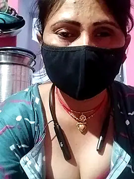 Snapshot of Bhavya_Bhan chatting on 02/28/25, 08:50 Bhavya Bhan online show from 02/28/25, 08:50