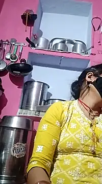 Snapshot of Bhavya_Bhan chatting on 03/21/25, 05:12 Bhavya Bhan online show from 03/21/25, 05:12