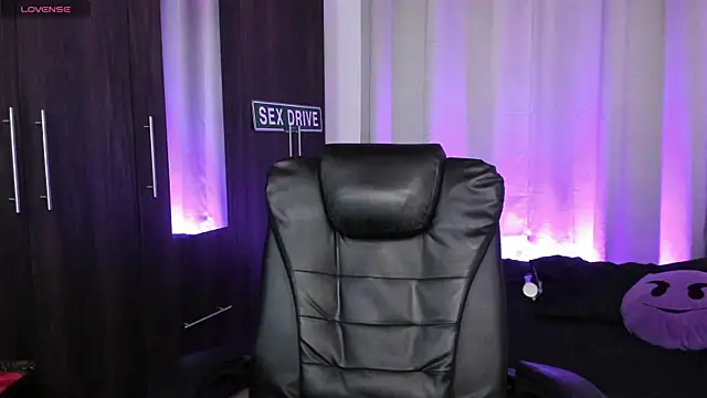 Fenrir flirt online show from 05/27/26, 01:57