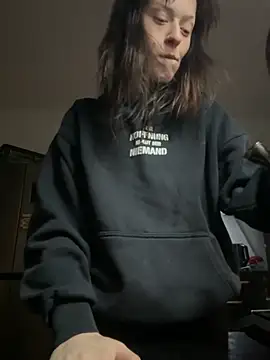 Ciara2004 online show from 11/27/25, 06:03