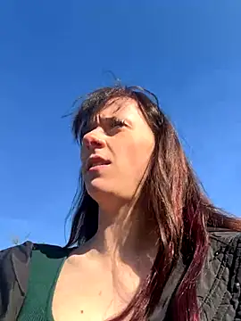 Ciara2004 online show from 11/07/25, 10:42