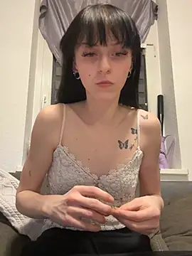 Ciara2004 online show from 02/05/26, 08:48