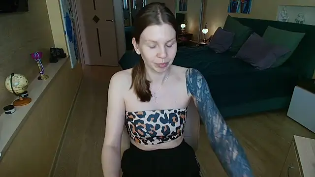 ReginaSparkle online show from 06/17/26, 05:18