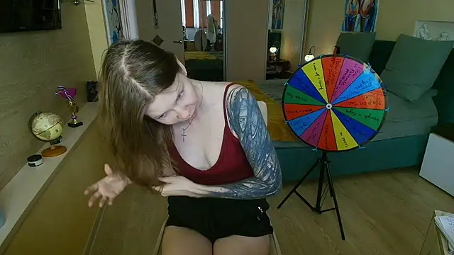 ReginaSparkle online show from 06/25/26, 09:25