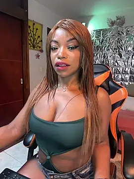 SaraYedid17 online show from 03/06/26, 09:59