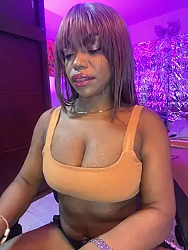 SaraYedid17 online show from 05/03/26, 02:38