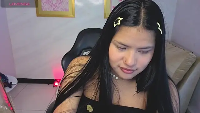 Paulette v online show from 04/14/26, 01:05