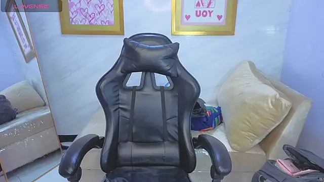 Paulette v online show from 01/14/26, 01:04