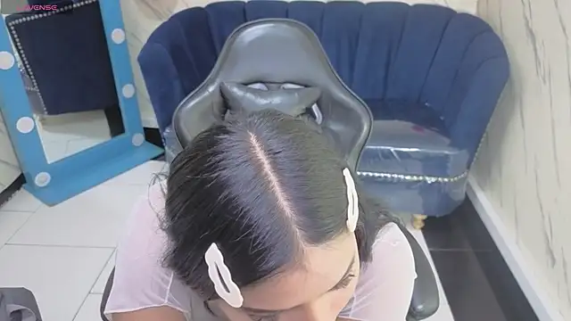 Paulette v online show from 11/20/25, 01:12