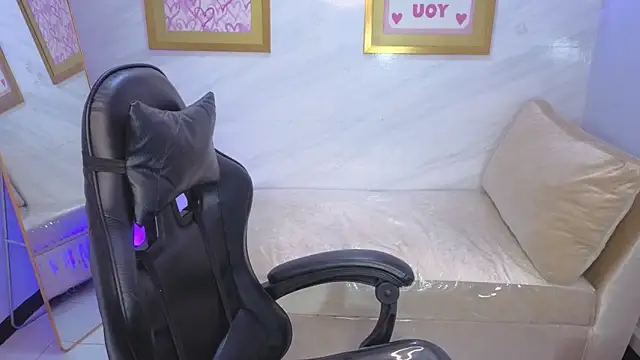 Paulette v online show from 01/17/26, 01:04