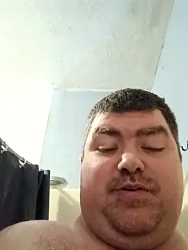 Rcraigue4 online show from 10/18/25, 04:09