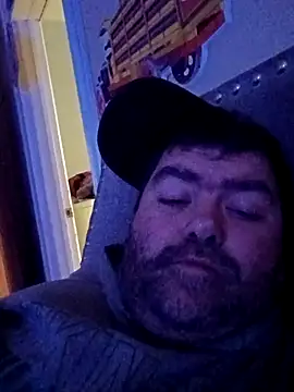 Rcraigue4 online show from 11/04/25, 09:13