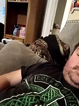 Rcraigue4 online show from 10/31/25, 12:13