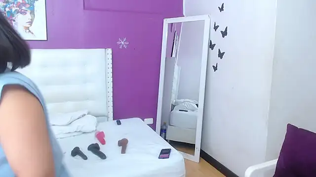 tinyy whore18 online show from 02/24/26, 07:59