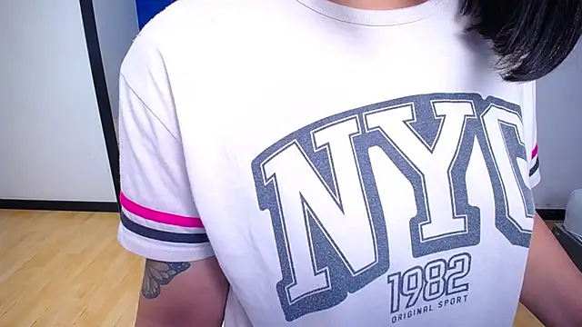 tinyy whore18 online show from 03/13/26, 07:24