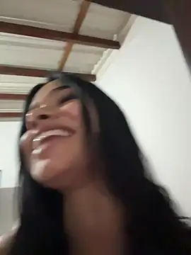 Bella Smiith  online show from 11/06/25, 09:41