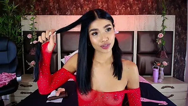 Bella Smiith  online show from 11/22/25, 12:37