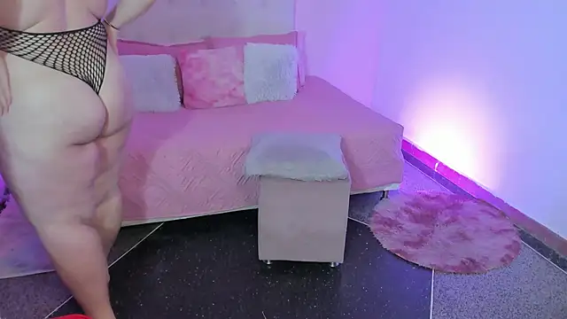 Snapshot of ScarlettDreamss7 chatting on 11/09/25, 03:38 ScarlettDreamss7 online show from 11/09/25, 03:38