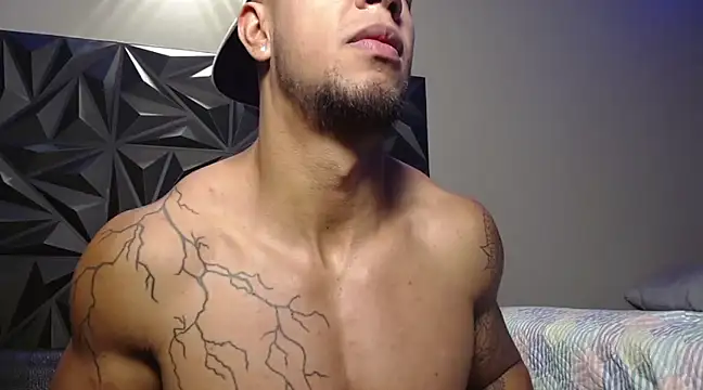 Snapshot of Jacob_Beckett chatting on 02/21/25, 11:22 Jacob Beckett online show from 02/21/25, 11:22