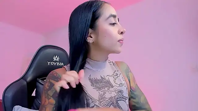 sophierooy22 online show from 05/11/26, 07:44