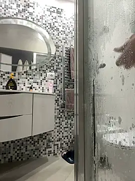 Greeneyes0820 online show from 02/01/25, 02:13