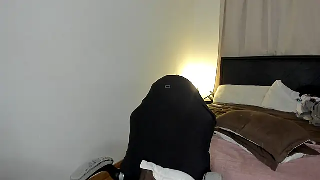 brithany olson25 online show from 02/05/26, 01:01